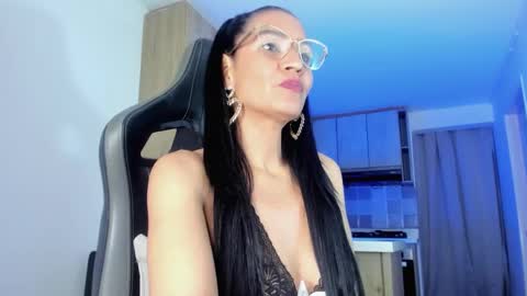 melannia_hills online show from March 2025 01:23:02 PM