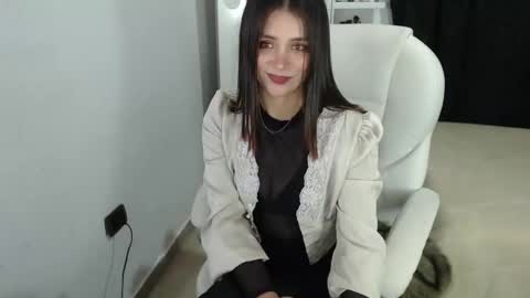 Melannie online show from January 2025 08:42:01 PM