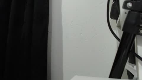 Melannie online show from March 2025 11:49:02 PM