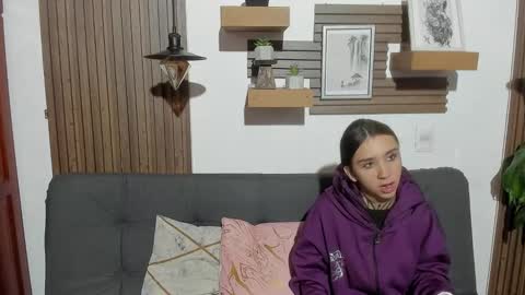 Melany online show from February 2026 11:00:02 AM