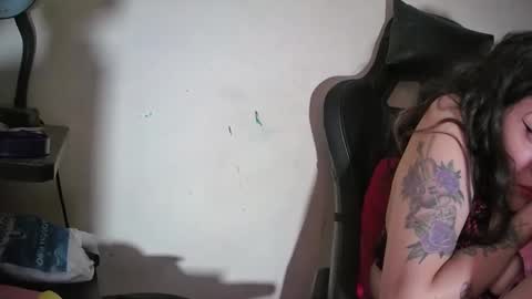 Snapshot of melany_isabella chatting on June 2026 08:59:02 PM melany online show from June 2026 08:59:02 PM