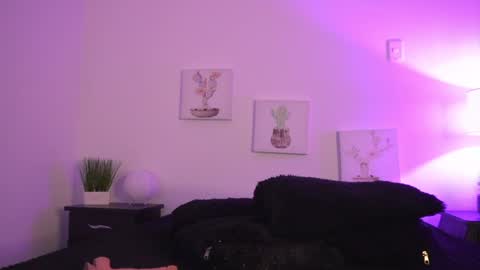 melany online show from January 2025 01:21:02 AM