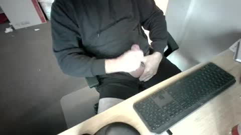 Snapshot of melbguy_075 chatting on June 2026 11:20:02 PM melbguy_075 online show from June 2026 11:20:02 PM