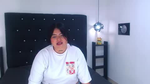 Snapshot of meli_blad chatting on January 2025 01:34:02 AM meli_blad online show from January 2025 01:34:02 AM