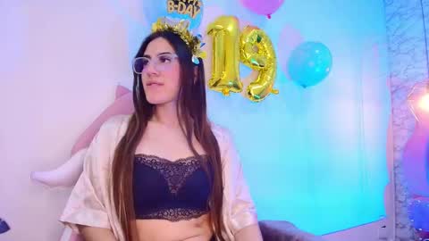 Snapshot of meli_candy6 chatting on October 2025 12:02:02 PM M E L I S S A  online show from October 2025 12:02:02 PM