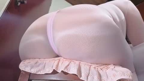 Snapshot of melihotxxx chatting on July 2026 03:44:01 AM melihotxxx online show from July 2026 03:44:01 AM