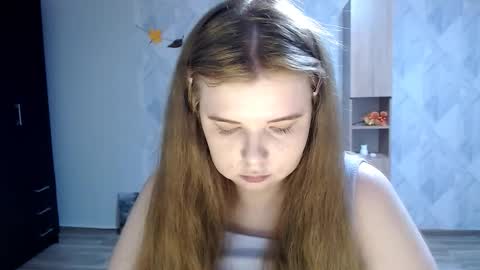 Melina online show from September 2025 05:07:01 PM