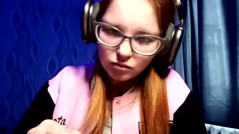 Sofia online show from April 2026 07:24:02 AM