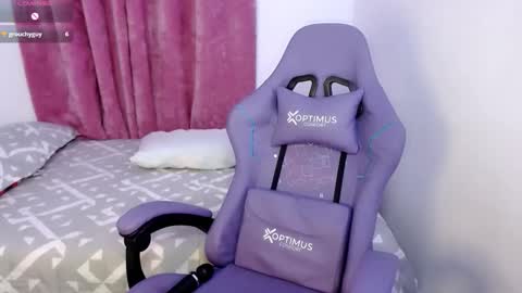 melinna706702 online show from October 2025 12:08:02 AM