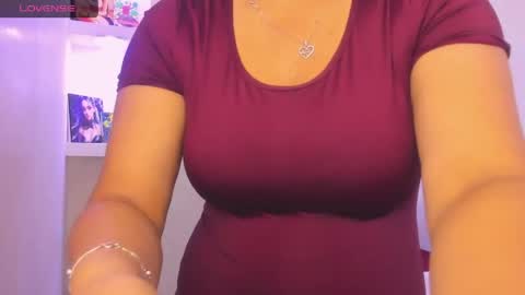 Melisa online show from April 2026 12:00:02 PM