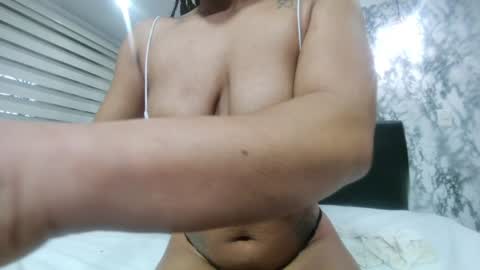 Snapshot of melisa_garcia chatting on December 2024 11:41:02 AM Melissa online show from December 2024 11:41:02 AM