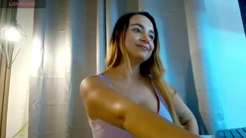 Snapshot of melisa_kooper chatting on June 2026 02:54:01 PM meli online show from June 2026 02:54:01 PM