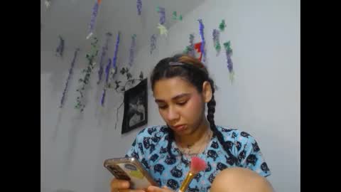 Snapshot of meliss1 chatting on January 2025 02:52:01 PM melissa online show from January 2025 02:52:01 PM