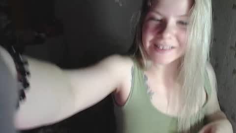 Melissa  Ray online show from December 2024 06:50:01 PM