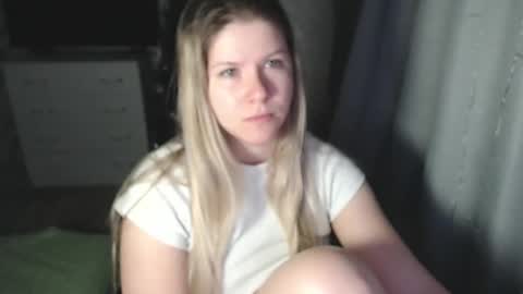Melissa  Ray online show from January 2025 02:28:02 AM