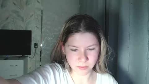 Melissa  Ray online show from January 2025 05:39:01 PM