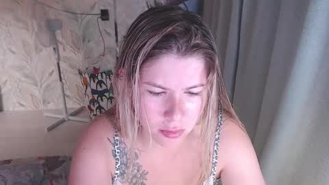 Melissa  Ray online show from September 2025 06:40:01 PM