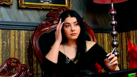 Melissa online show from December 2024 11:28:01 AM