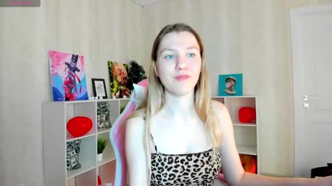 melissa_moooree online show from February 2025 02:21:01 PM