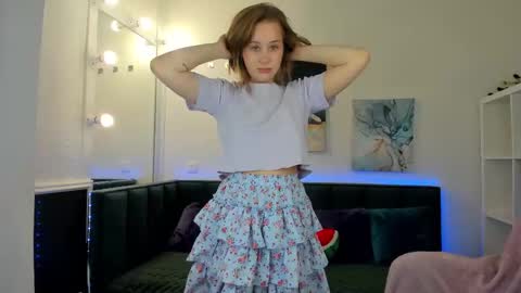 melissa_new22 online show from October 2025 12:19:01 AM