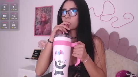 Melii online show from September 2025 10:28:02 AM