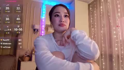 Snapshot of melissa_yamazaki chatting on July 2026 04:05:01 AM Lisaa online show from July 2026 04:05:01 AM