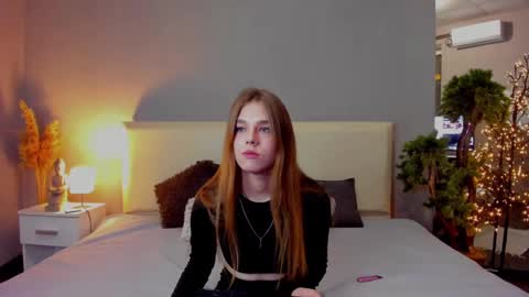 Snapshot of melissacrayzy chatting on February 2025 07:23:02 AM MelissaCrayzy online show from February 2025 07:23:02 AM