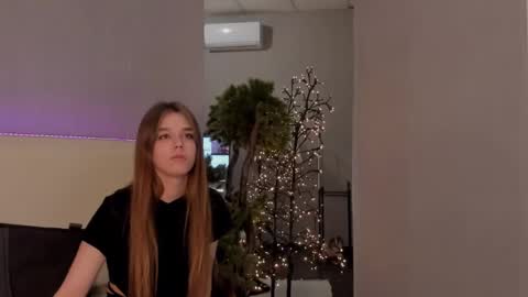 Snapshot of melissacrayzy chatting on February 2025 10:23:02 AM MelissaCrayzy online show from February 2025 10:23:02 AM