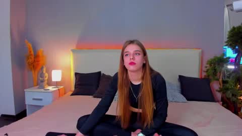 Snapshot of melissacrayzy chatting on February 2025 06:29:01 AM MelissaCrayzy online show from February 2025 06:29:01 AM