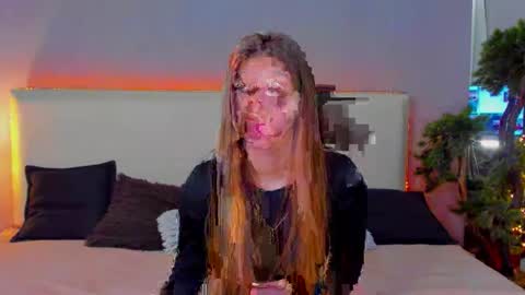 Snapshot of melissacrayzy chatting on February 2025 09:43:02 AM MelissaCrayzy online show from February 2025 09:43:02 AM