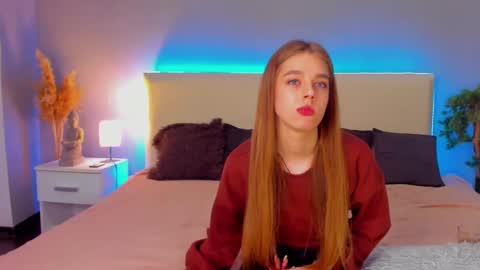 Snapshot of melissacrayzy chatting on February 2025 12:42:01 PM MelissaCrayzy online show from February 2025 12:42:01 PM