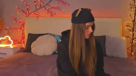 MelissaCrayzy online show from October 2025 05:32:01 AM