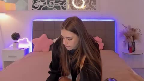 MelissaCrayzy online show from April 2026 05:54:01 AM