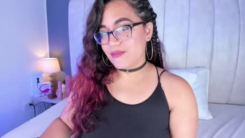 M E L I S S A  online show from December 2024 03:36:02 PM