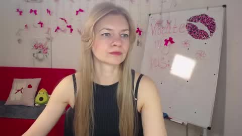 Snapshot of melissatylerbb chatting on May 2026 05:13:01 AM Melissa online show from May 2026 05:13:01 AM