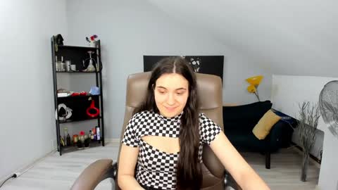 Snapshot of melissawiliam chatting on January 2025 02:53:02 PM melissawiliam online show from January 2025 02:53:02 PM