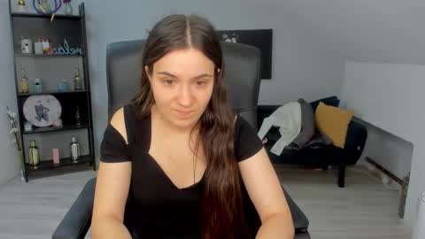 Snapshot of melissawiliam chatting on October 2025 11:10:01 AM melissawiliam online show from October 2025 11:10:01 AM