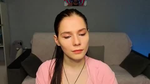 mellhyees online show from March 2026 05:30:01 PM