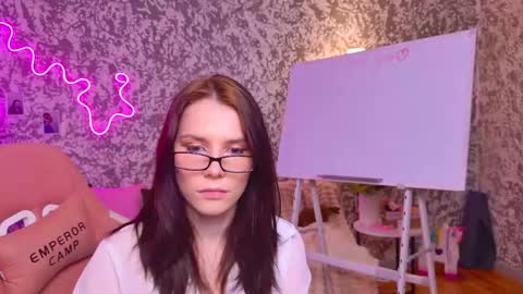 mellhyees online show from March 2026 04:21:01 PM