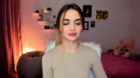 Tessa online show from December 2024 09:41:01 PM