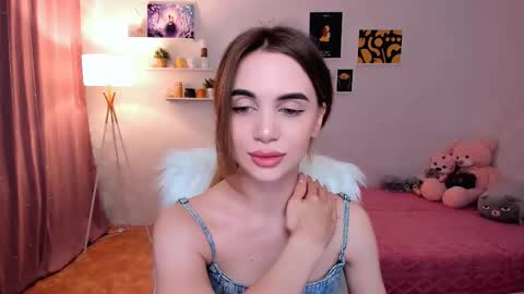 Tessa online show from February 2025 10:50:02 PM