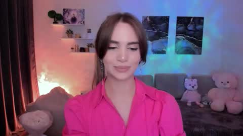 Tessa online show from September 2025 10:23:01 PM