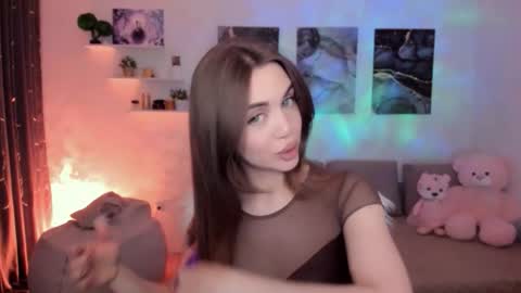 Tessa online show from February 2026 02:17:02 AM