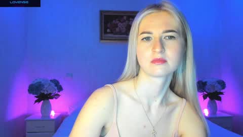 Mellina online show from December 2024 11:22:01 PM