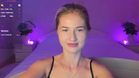 Mellina online show from September 2025 06:51:02 PM