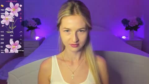 Mellina online show from September 2025 06:43:02 PM