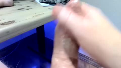 Snapshot of mellomike chatting on December 2024 04:32:02 AM mellomike online show from December 2024 04:32:02 AM