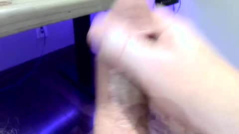 Snapshot of mellomike chatting on January 2025 04:08:02 AM mellomike online show from January 2025 04:08:02 AM