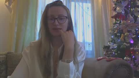 Melly online show from December 2024 07:18:01 AM