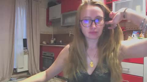Melly online show from January 2025 07:25:01 AM